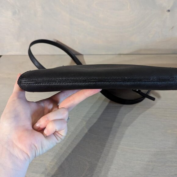 Kate Spade Slender Crossbody Purse Prospect Place Rima Cow Leather Black &‎ Gold - Picture 8 of 16